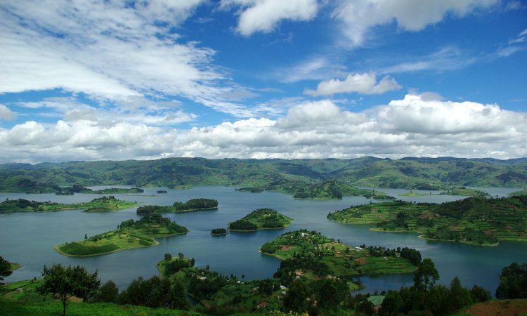 lake bunyonyi 3-Day ultimate gorilla Safari and lake Bunyonyi